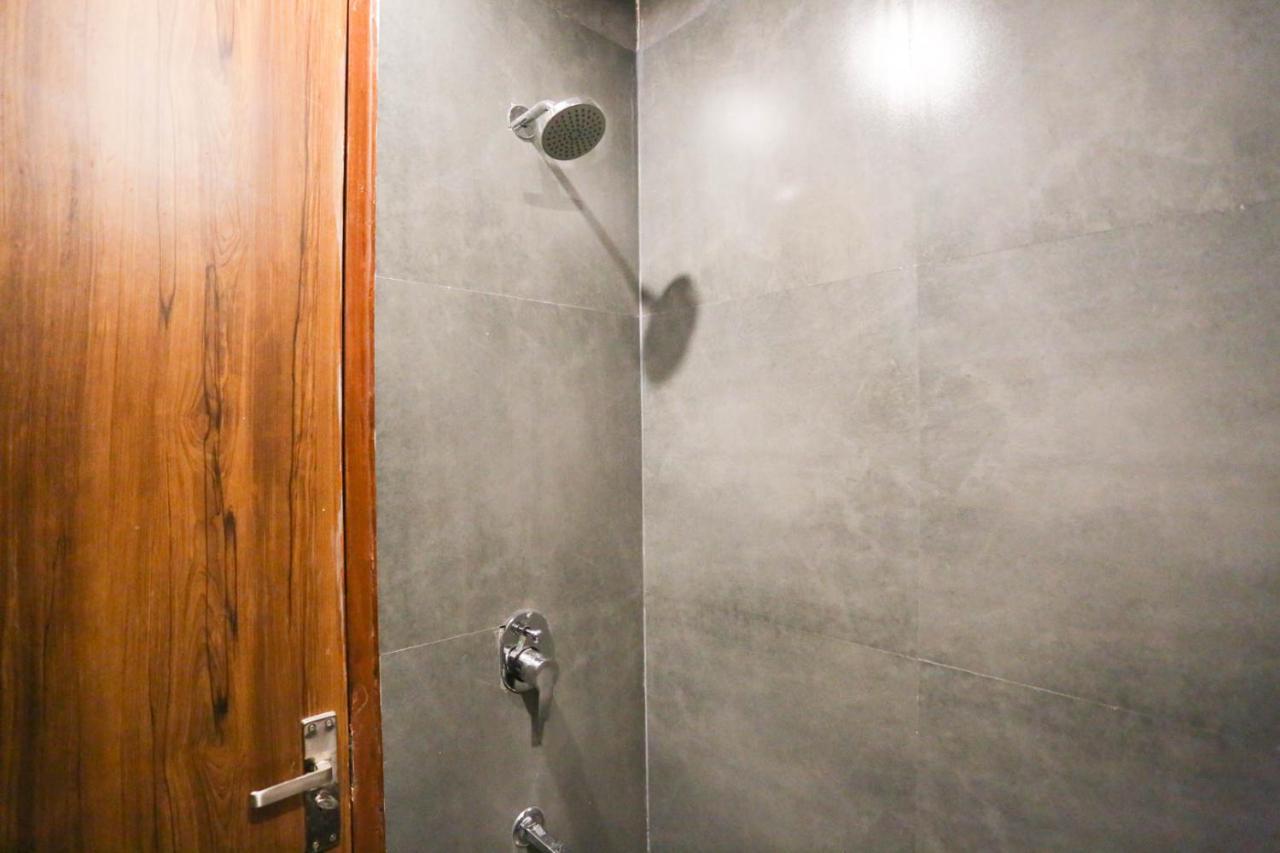 نيودلهي Hotel Swan Suite Near Delhi Airport المظهر الخارجي الصورة
